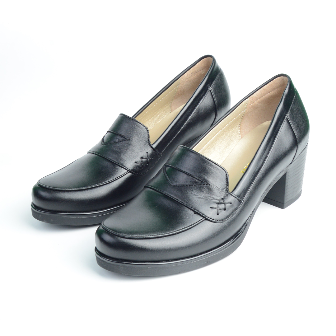 CHAUSSURES VELORIA EN CUIR NOIR