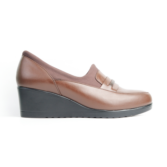 CHAUSSURES NERO EN CUIR MARRON
