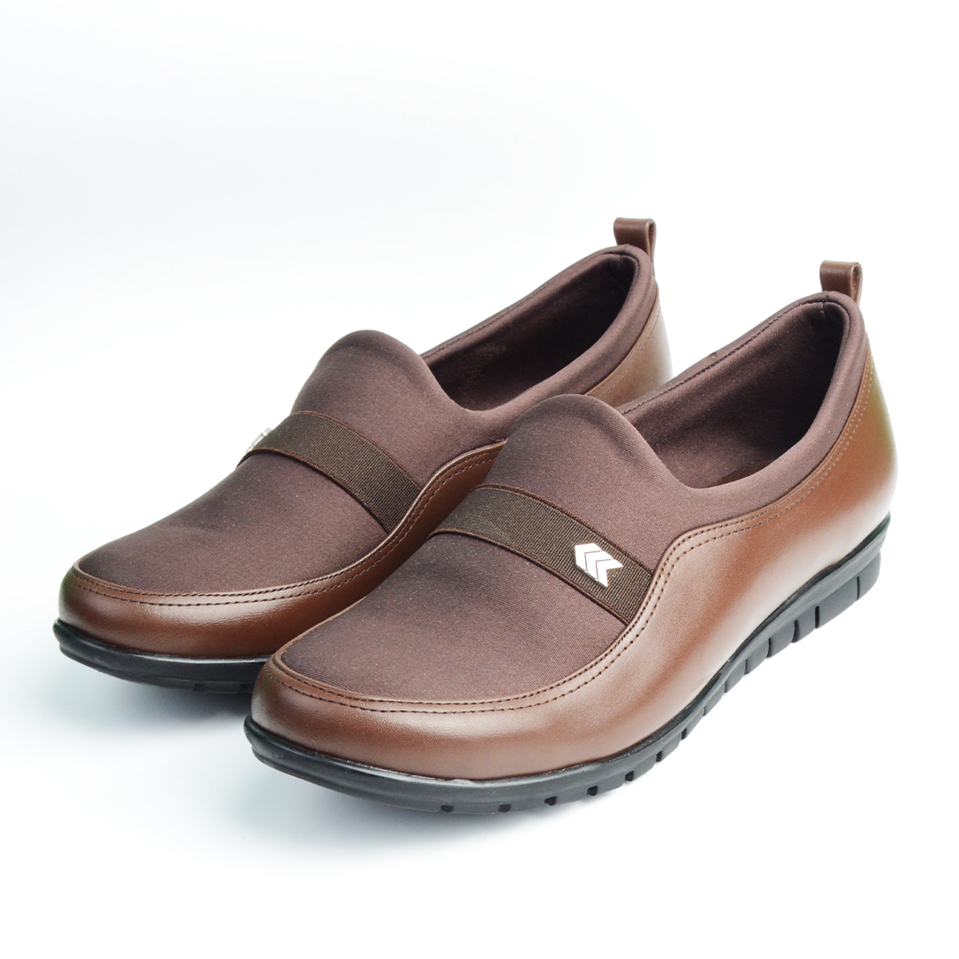 CHAUSSURES ORLA EN CUIR MARRON