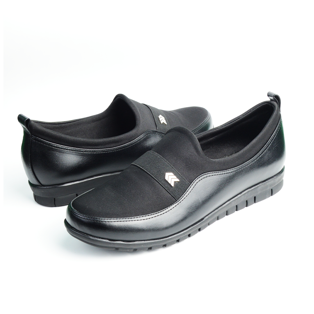 CHAUSSURES ORLA EN CUIR NOIR